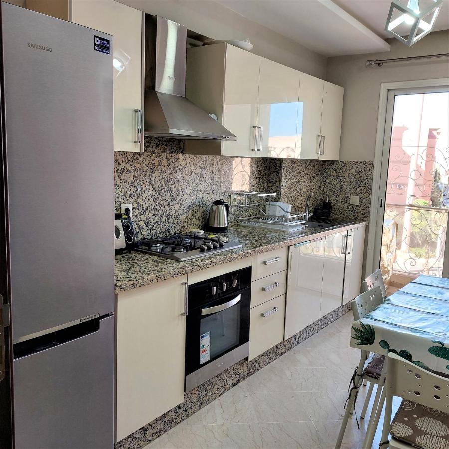 Appartement Pour Familles En Residence Avec Piscine Et Wifi Marakeş Dış mekan fotoğraf