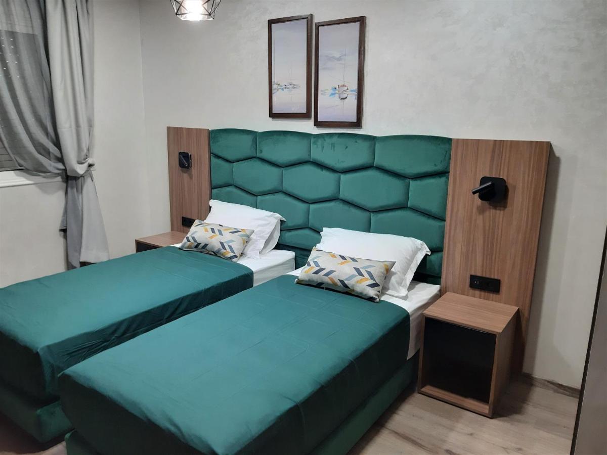 Appartement Pour Familles En Residence Avec Piscine Et Wifi Marakeş Dış mekan fotoğraf