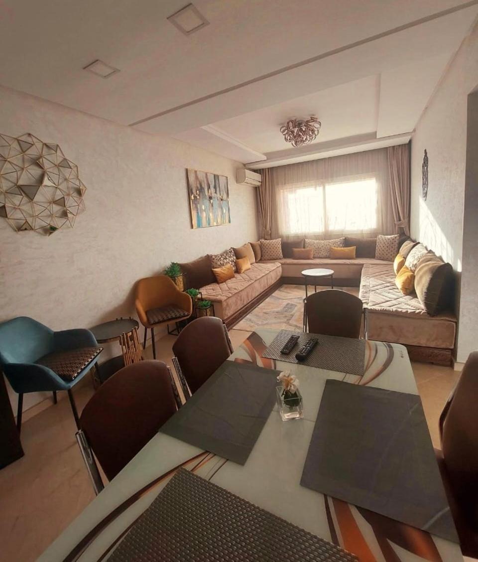 Appartement Pour Familles En Residence Avec Piscine Et Wifi Marakeş Dış mekan fotoğraf